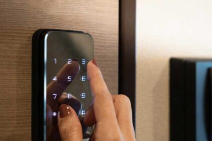 Is the smart lock safe Know its pros and cons!