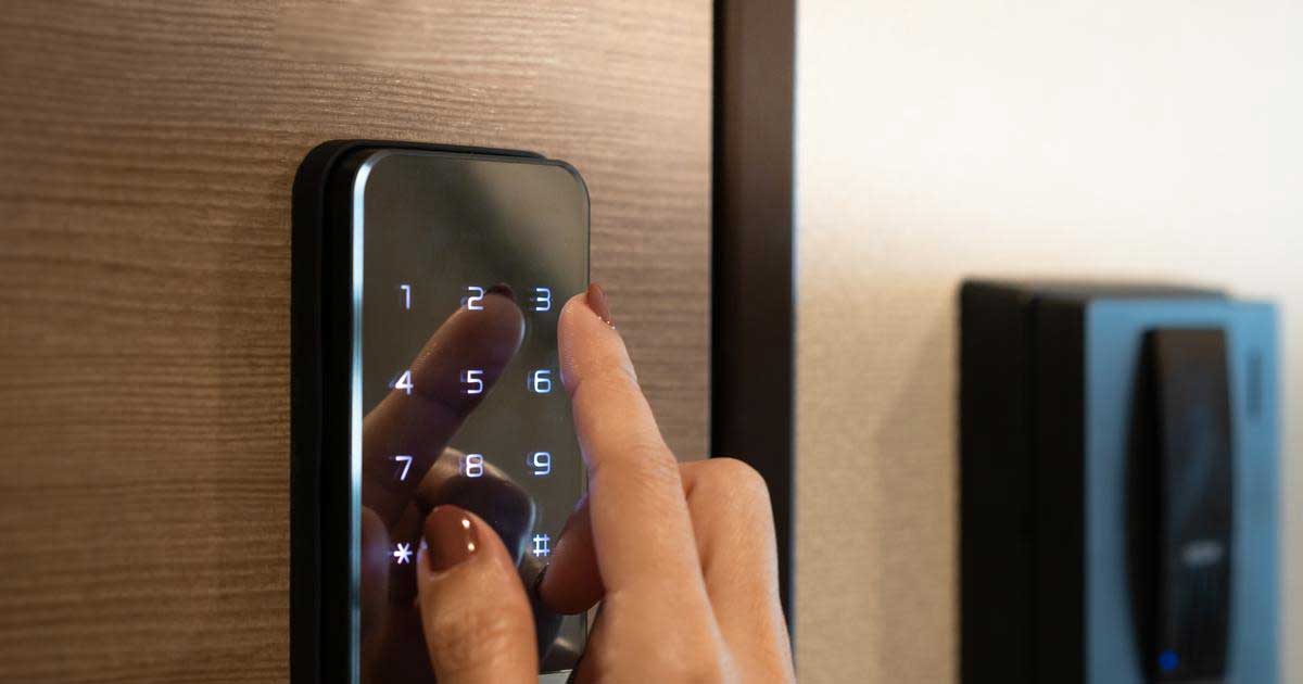 Is the smart lock safe Know its pros and cons!